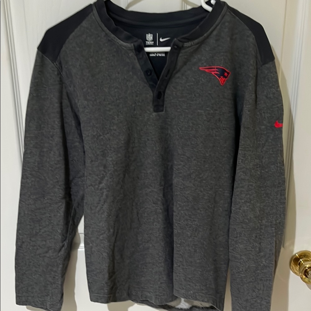 Nike Gray Long Sleeve Shirt with New England Patriot logo